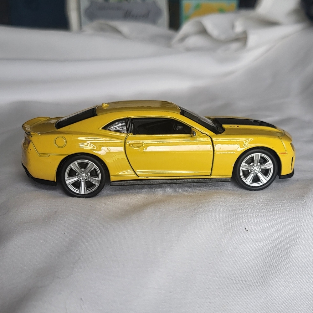 Welly Chevy Camaro ZL1